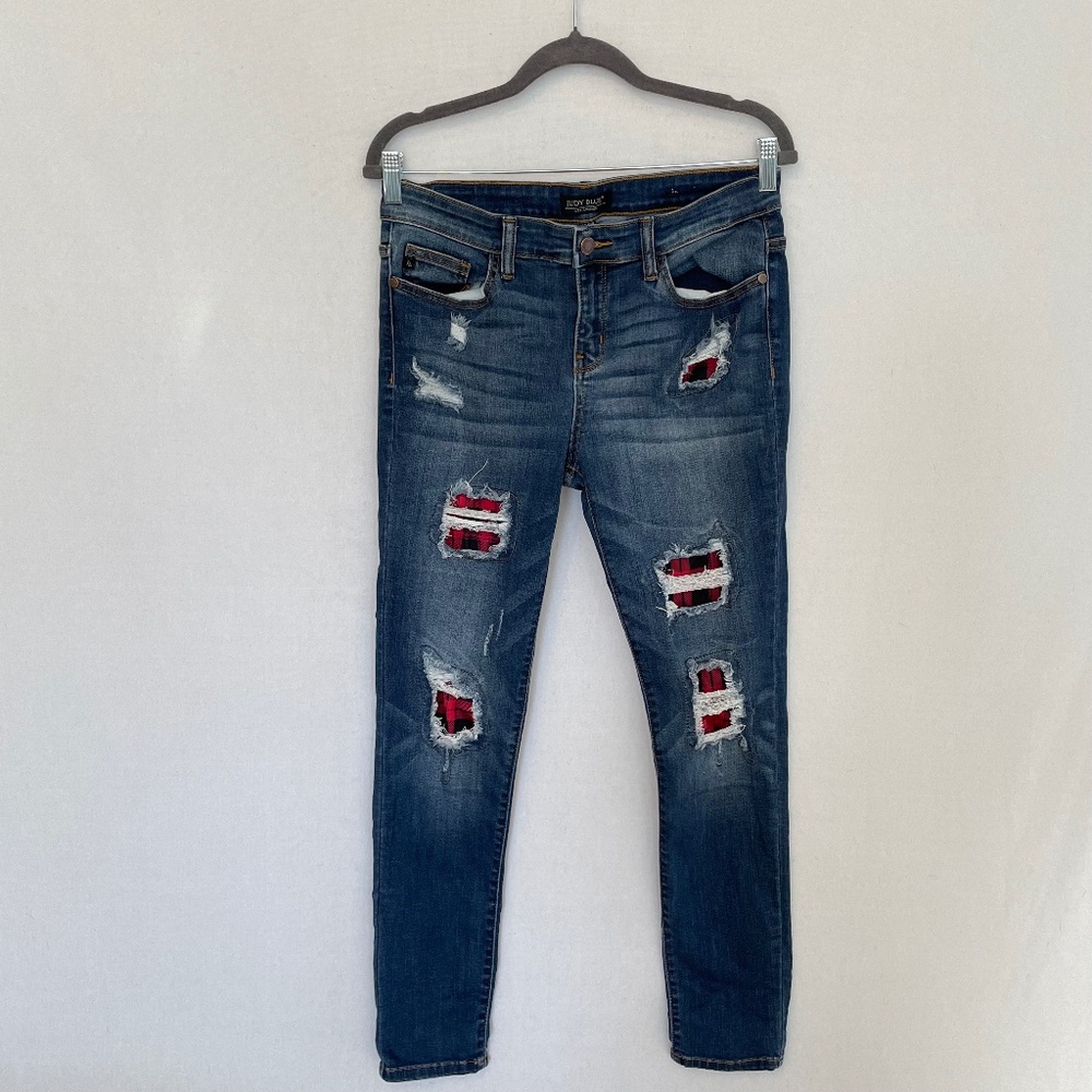 JUDY BLUE 11/30 Skinny Jeans Red Black Plaid Patch Darker Wash 5 Pocket Jeans